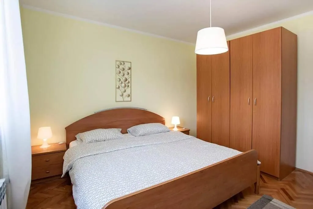 Apartments Villa Leylandia Kanfanar