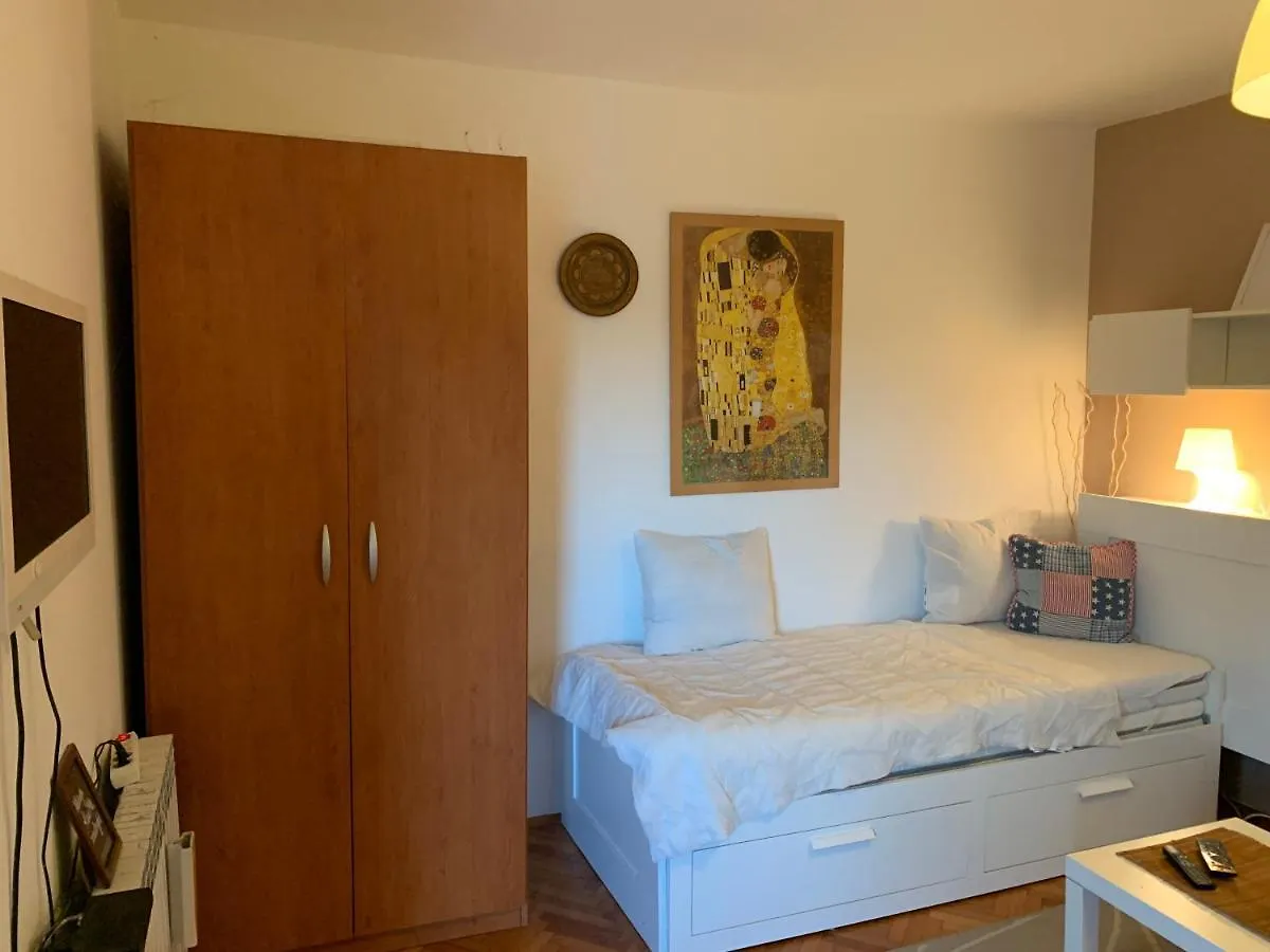 Apartments Villa Leylandia Kanfanar